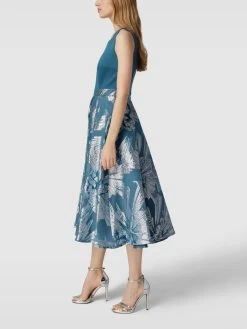 Swing Cocktailkleid Mit Effektgarn - Bleu 10 Swing Cocktailkleid Mit Effektgarn - Bleu -Damen Mode 650kijaka0qj2c1k757j4haf9t4k2gi5ah230ii8al7l2kq8757jakq9alb3acpj8l9j8k2j653jceag84o34d9i60pmae3270p64p1kccq3gohn74om6dhkckr38dhkccpmcd8