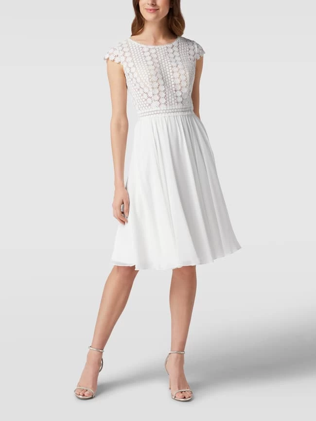 Luxuar Cocktailkleid Mit Floraler Spitze - Ecru 3 Luxuar Cocktailkleid Mit Floraler Spitze - Ecru