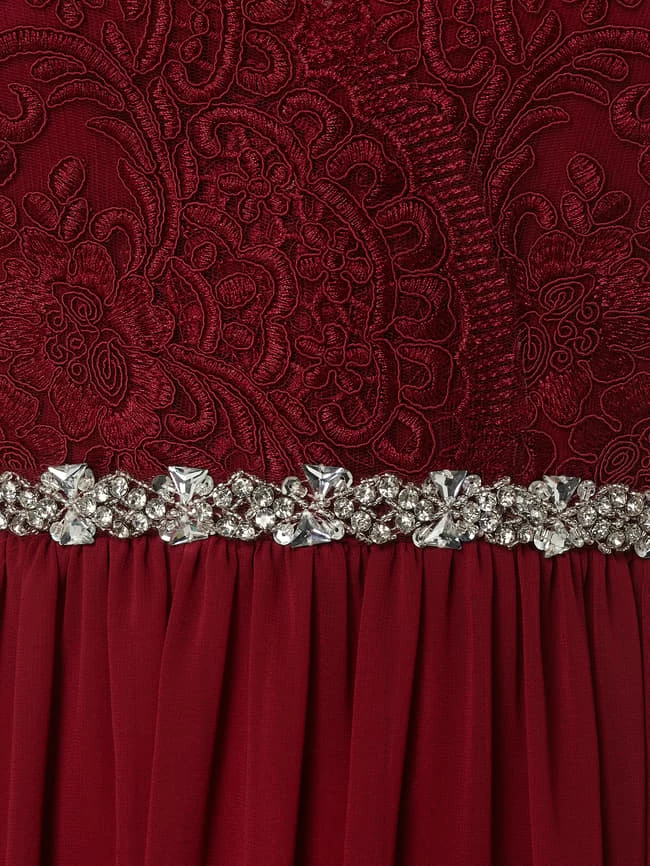 My Mascara Curves PLUS SIZE Abendkleid Aus Tüll Und Chiffon - Bordeaux Rot 6 My Mascara Curves PLUS SIZE Abendkleid Aus Tüll Und Chiffon - Bordeaux Rot – Bild 4