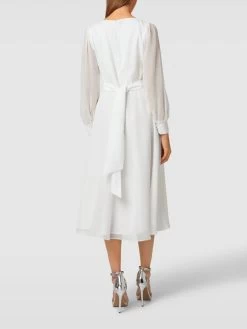 V.M. Cocktailkleid Mit Bindegürtel - Offwhite 11 V.M. Cocktailkleid Mit Bindegürtel - Offwhite -Damen Mode 70p42gaaap634j1na573ckie6sslae2eah256h2f8p64ic9m6l838gaj618l2jija124ie1i854kahqc9d3machm70s3ad9k6lijgphk68omao9p60r3ge3560pjaoj474r3co8