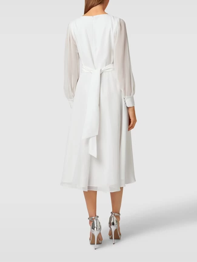 V.M. Cocktailkleid Mit Bindegürtel - Offwhite 7 V.M. Cocktailkleid Mit Bindegürtel - Offwhite – Bild 5