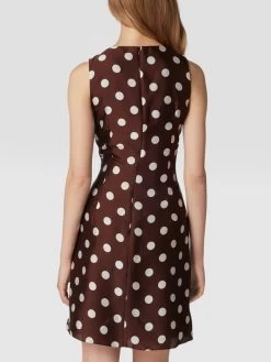 Swing Cocktailkleid Mit Polka Dots - Schokobraun -Damen Mode 84r4ghac6p5l8kik897jcd229gs42li3613kugq69h0kqd9i64qjch9i68ok6hifakr3ac1l7113cka56p3jidpl69h6ac9nc8qjcd1k6lh3ee33ccrjeeb468pjed1kchj3cdo