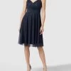 TROYDEN COLLECTION Cocktailkleid Mit Taillenpasse - Marineblau 1 TROYDEN COLLECTION Cocktailkleid Mit Taillenpasse - Marineblau -Damen Mode 859j8lam615k2i2i758l0j21697j8khp6kpkii289sskmjqk6hakqli79d4lckqd9l2ksj2c9pb3ali4a13m6eb2ckqjedpj71i3co9k60om6eb46krm4eb175i3ip9m6sqm6do