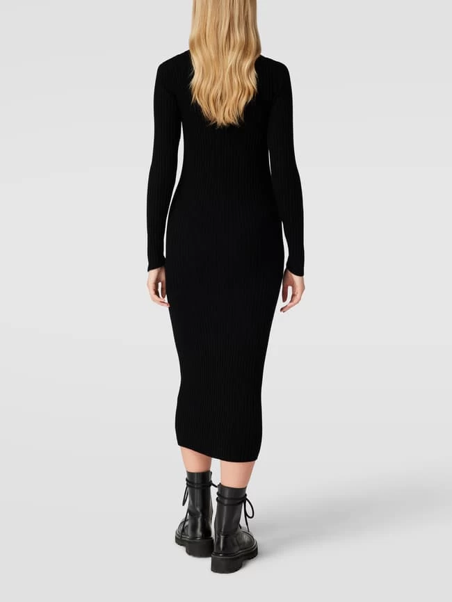 Ann-Kathrin Goetze X P&C Maxikleid In Ripp-Optik - Ann-Kathrin Götze X P&C - Schwarz 7 Ann-Kathrin Goetze X P&C Maxikleid In Ripp-Optik - Ann-Kathrin Götze X P&C - Schwarz – Bild 5