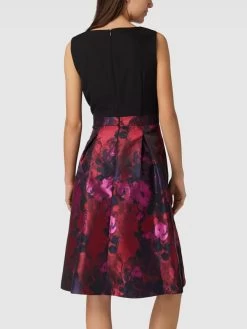 Christian Berg Cocktail Cocktailkleid Mit Floralem Muster - Rot Meliert -Damen Mode 8db4mhag88skagi8a934kiq99l642lac91348d1iah8lak21acql2had64sj2iac9krjagqg91832e2990o36e1gcksj8pj265hm8d1k65i3aohh61im4p1mc4o3ie9o6oom6dg