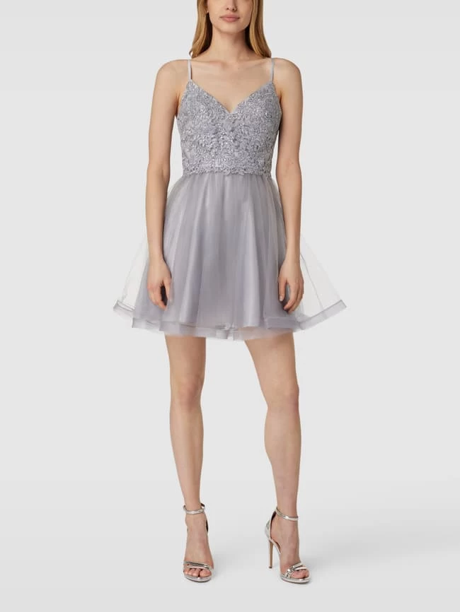 Laona Cocktailkleid Mit Herz-Ausschnitt - Silber 3 Laona Cocktailkleid Mit Herz-Ausschnitt - Silber