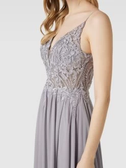 Laona Abendkleid Mit Floralen Stickereien - Silber -Damen Mode 95338kae6sp4gji471652l2a6hb46had6974skqa8h9j8eaf6db4ujag9osk2cpo8h5kkla26ork4ipk9go66cr36sr3cp1p6di3edpk6oq62e1g6li62d1m6tj34dhj6li62c0