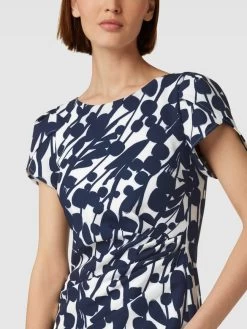 Vera Mont Cocktailkleid Mit Allover-Muster - Dunkelblau -Damen Mode 9h946ii294s3alhj711kggpga185ahid6d6l4jq2a4q38iqc9p24ohpg64skqgq594qj6chnaook2hqe9go3ichl6or66cj2ccoj4o9kc4sjioj26so68c1nchh3cc1l64r30oo
