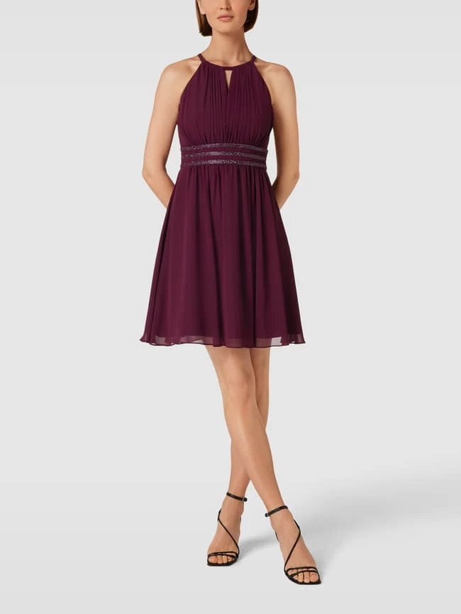 Jake*s Cocktail Cocktailkleid Mit Taillenpasse Mit Paillettenbesatz - Bordeaux Rot 3 Jake*s Cocktail Cocktailkleid Mit Taillenpasse Mit Paillettenbesatz - Bordeaux Rot