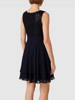 Jake*s Cocktail Cocktailkleid Mit Paillettenbesatz - Marineblau Meliert -Damen Mode 9ss34e9m9op46k2ea4o32ia18l6l4e2i9h5k4h9l6os42d259orj4jii6sqkkkae758lcd269gq42h1g8oo3cd9lcpgjiphhcgojadhk68q3aohicgrj0dhh65hjicr270qm2cg