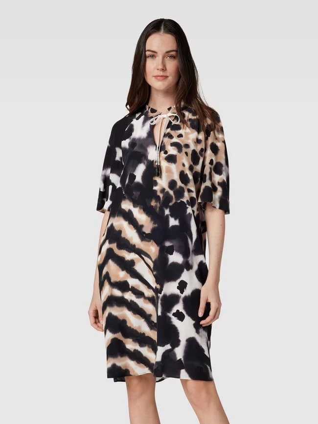 Marc Cain Knielanges Kleid Mit Animal-Print - Cognac 6 Marc Cain Knielanges Kleid Mit Animal-Print - Cognac – Bild 4